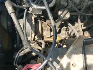 ✅ 2000 Toyota Tundra SR5 • VIN: 5TBRT3411YS010265 • Lot: 43169137. Listed on IAAI with 375,476 mi. Free auction sales archive from the USA and detailed vehicle history report at DreamBid. Image 12.