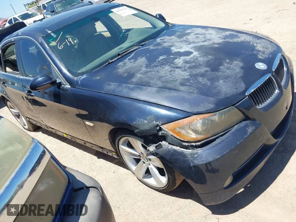 ✅ 2006 BMW 3 Series 330i • VIN: WBAVB33516KR76419 • Лот: 45435347. Опубліковано раніше на IAAI з пробігом 204 704 миль. Безкоштовний доступ до архіву аукціонних продажів зі США та докладний звіт про історію автомобіля на DreamBid. Зображення 1.