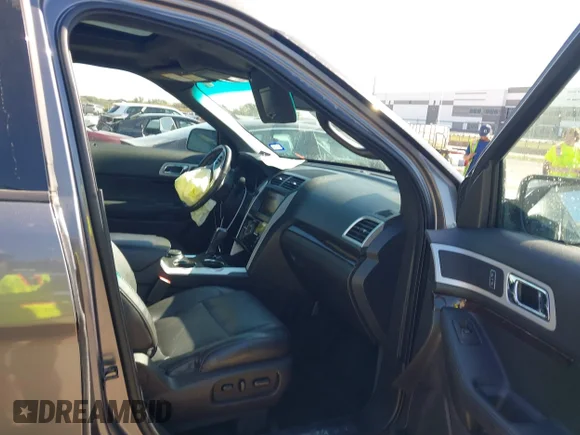 ✅ 2014 Ford Explorer Limited • VIN: 1FM5K8F81EGB73483 • Lot: 43686326. Listed on IAAI with 104,766 mi. Free auction sales archive from the USA and detailed vehicle history report at DreamBid. Image 5.