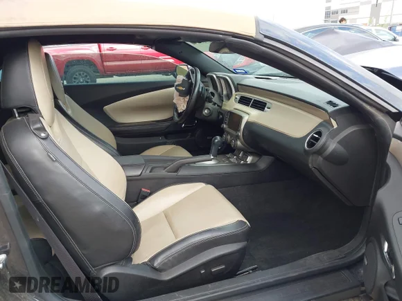 ✅ 2014 Chevrolet Camaro LT • VIN: 2G1FC3D31E9186628 • Лот: 45113117. Опубликован ранее на IAAI с пробегом 107 576 миль. Бесплатный доступ к архиву аукционных продаж из США и подробный отчёт об истории автомобиля на DreamBid. Изображение 5.