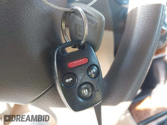 ✅ 2004 Honda Accord EX • VIN: 1HGCM55714A049911 • Lot: 45521357. Listed on IAAI with 131,936 mi. Free auction sales archive from the USA and detailed vehicle history report at DreamBid. Image 11.