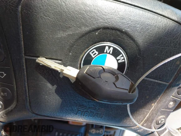 ✅ 2001 BMW 7 Series 740iL • VIN: WBAGH83421DP25417 • Лот: 41725971. Опубликован ранее на IAAI с пробегом 165 599 миль. Бесплатный доступ к архиву аукционных продаж из США и подробный отчёт об истории автомобиля на DreamBid. Изображение 11.