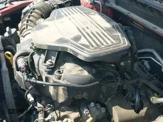 2020 Chevrolet Blazer RS z VIN 3GNKBERS3LS556585, wystawiony jako IAAI lot #42792891 z przebiegiem 124 563 mil mil oraz . Historia ofert i sprzedaży dostępna na DreamBid. Obrazek 19.