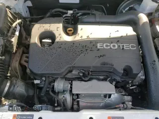 2018 Chevrolet Equinox LT with VIN 2GNAXJEVXJ6153611, listed as a Copart auction lot 84196465 with 45,095 mi miles and Salvage title. Bid and sale history available at DreamBid. Image 15.