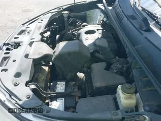 ✅ 2015 Toyota Highlander LE • VIN: 5TDZARFHXFS010899 • Lot: 43803311. Listed on IAAI with 147,646 mi. Free auction sales archive from the USA and detailed vehicle history report at DreamBid. Image 18.