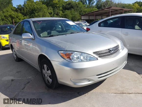 ✅ 2004 Toyota Camry LE • VIN: 4T1BE30K54U294020 • Lot: 45367978. Listed on IAAI with 166,600 mi. Free auction sales archive from the USA and detailed vehicle history report at DreamBid. Image 1.