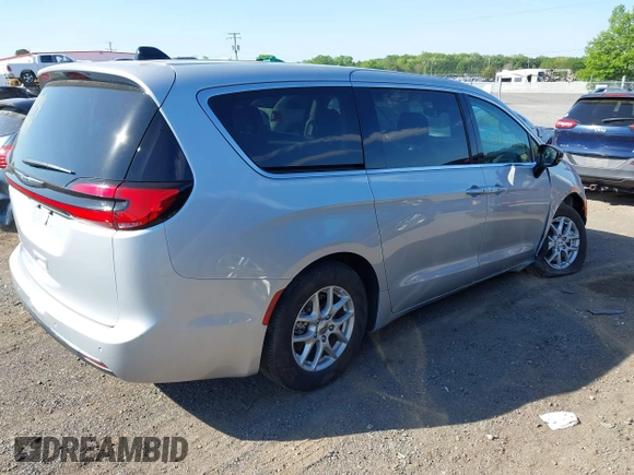 ✅ 2024 Chrysler Pacifica Touring L • VIN: 2C4RC1BG4RR159413 • Lot: 44940499. Wystawiony na IAAI z przebiegiem 45 082 mil. Bezpłatny archiwum sprzedaży aukcyjnych z USA i szczegółowy raport historii pojazdu na DreamBid. Zdjęcie 4.