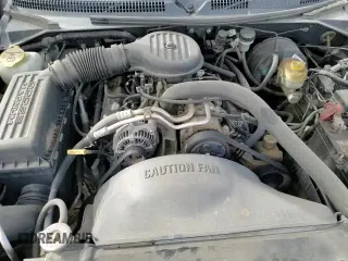 ✅ 1999 Dodge Dakota SLT • VIN: 1B7GL22X7XS169488 • Lot: 83569124. Wystawiony na Copart z przebiegiem 213 745 mil. Bezpłatny archiwum sprzedaży aukcyjnych z USA i szczegółowy raport historii pojazdu na DreamBid. Zdjęcie 13.