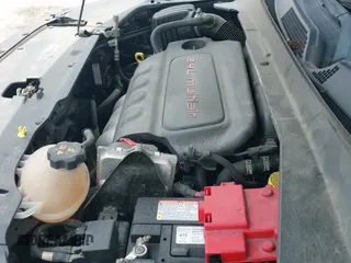 ✅ 2019 Jeep Compass Latitude • VIN: 3C4NJDBBXKT838972 • Lot: 42615357. Listed on IAAI with 77,210 mi. Free auction sales archive from the USA and detailed vehicle history report at DreamBid. Image 19.