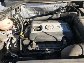 ✅ 2017 Volkswagen Tiguan Sport • VIN: WVGUV7AX7HW510387 • Lot: 94194755. Wystawiony na Copart z przebiegiem 64 291 mil. Bezpłatny archiwum sprzedaży aukcyjnych z USA i szczegółowy raport historii pojazdu na DreamBid. Zdjęcie 15.