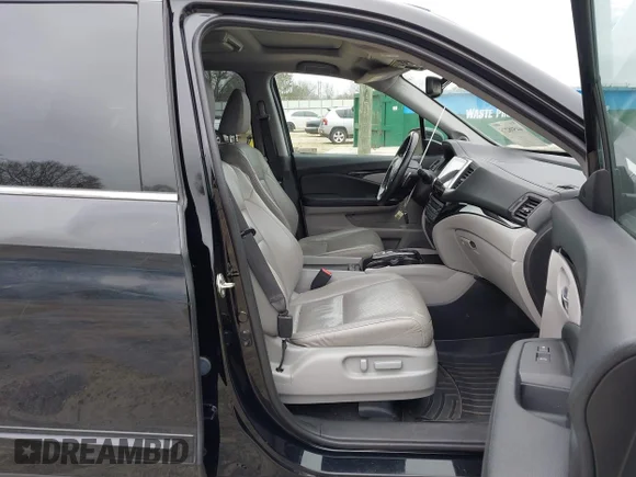 ✅ 2018 Honda Pilot Elite • VIN: 5FNYF6H03JB025230 • Lot: 44508275. Listed on IAAI with 162,204 mi. Free auction sales archive from the USA and detailed vehicle history report at DreamBid. Image 5.