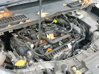 ✅ 2019 Ford Escape SE • VIN: 1FMCU0GD1KUB46554 • Lot: 43702794. Wystawiony na IAAI z przebiegiem 109 993 mil. Bezpłatny archiwum sprzedaży aukcyjnych z USA i szczegółowy raport historii pojazdu na DreamBid. Zdjęcie 19.