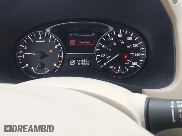 ✅ 2014 Nissan Pathfinder S • VIN: 5N1AR2MN2EC642846 • Lot: 44425654. Wystawiony na IAAI z przebiegiem 111 920 mil. Bezpłatny archiwum sprzedaży aukcyjnych z USA i szczegółowy raport historii pojazdu na DreamBid. Zdjęcie 7.