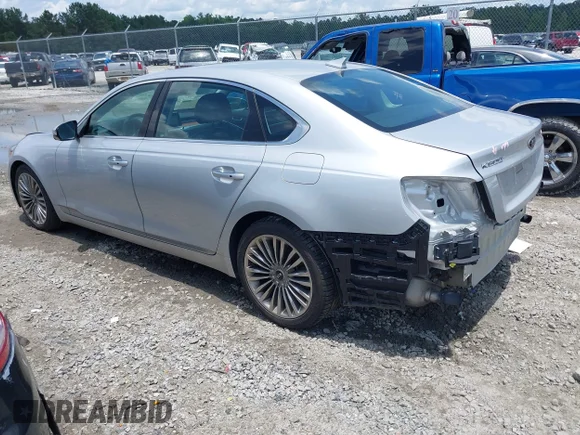 ✅ 2020 Kia K900 • VIN: KNAS24J63L6021985 • Lot: 42472519. Wystawiony na IAAI z przebiegiem 35 560 mil. Bezpłatny archiwum sprzedaży aukcyjnych z USA i szczegółowy raport historii pojazdu na DreamBid. Zdjęcie 3.