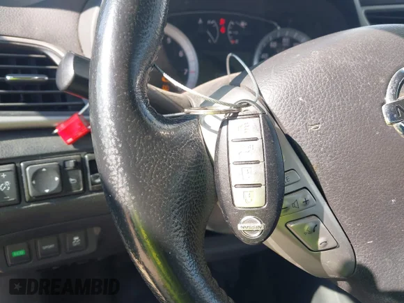 ✅ 2014 Nissan Sentra SR • VIN: 3N1AB7AP4EY315886 • Лот: 43937630. Опубликован ранее на IAAI с пробегом 108 234 миль. Бесплатный доступ к архиву аукционных продаж из США и подробный отчёт об истории автомобиля на DreamBid. Изображение 11.