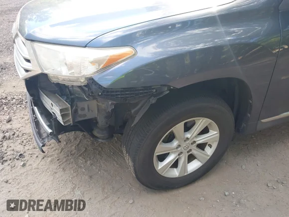 ✅ 2012 Toyota Highlander • VIN: 5TDZK3EH7CS070579 • Лот: 43334620. Опубліковано раніше на IAAI з пробігом 112 402 миль. Безкоштовний доступ до архіву аукціонних продажів зі США та докладний звіт про історію автомобіля на DreamBid. Зображення 6.