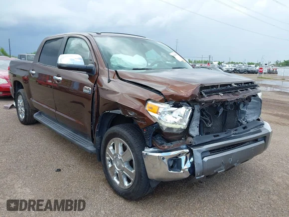 ✅ 2016 Toyota Tundra Platinum • VIN: 5TFAW5F1XGX553269 • Lot: 43208533. Wystawiony na IAAI z przebiegiem 65 144 mil. Bezpłatny archiwum sprzedaży aukcyjnych z USA i szczegółowy raport historii pojazdu na DreamBid. Zdjęcie 1.