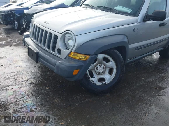 ✅ 2005 Jeep Liberty Sport • VIN: 1J4GL48K65W616285 • Lot: 41219669. Listed on IAAI with 99,169 mi. Free auction sales archive from the USA and detailed vehicle history report at DreamBid. Image 6.