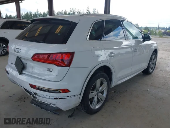 ✅ 2018 Audi Q5 Premium Plus • VIN: WA1BNAFY4J2197705 • Lot: 45531110. Wystawiony na IAAI z przebiegiem 86 154 mil. Bezpłatny archiwum sprzedaży aukcyjnych z USA i szczegółowy raport historii pojazdu na DreamBid. Zdjęcie 4.