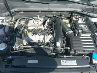 ✅ 2019 Volkswagen Golf S • VIN: 3VWG57AU1KM036674 • Lot: 41279567. Wystawiony na IAAI z przebiegiem 100 102 mil. Bezpłatny archiwum sprzedaży aukcyjnych z USA i szczegółowy raport historii pojazdu na DreamBid. Zdjęcie 19.