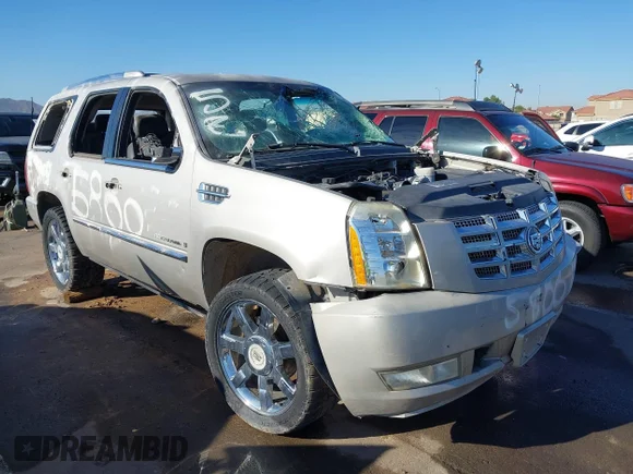 ✅ 2007 Cadillac Escalade • VIN: 1GYFK63807R171274 • Лот: 43287940. Опубликован ранее на IAAI с пробегом Не указан. Бесплатный доступ к архиву аукционных продаж из США и подробный отчёт об истории автомобиля на DreamBid. Изображение 1.