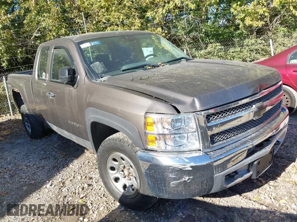 ✅ 2013 Chevrolet Silverado 1500 Work Truck • VIN: 1GCRKPEA7DZ271263 • Lot: 44069587. Listed on IAAI with 155,799 mi. Free auction sales archive from the USA and detailed vehicle history report at DreamBid. Image 1.