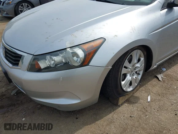 ✅ 2008 Honda Accord LX-P • VIN: 1HGCP26458A133942 • Lot: 44878349. Wystawiony na IAAI z przebiegiem 237 551 mil. Bezpłatny archiwum sprzedaży aukcyjnych z USA i szczegółowy raport historii pojazdu na DreamBid. Zdjęcie 6.