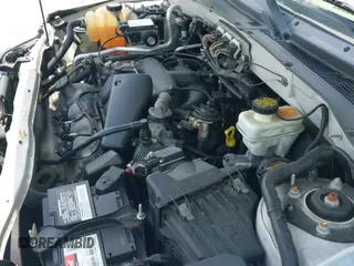 2006 Mercury Mariner Luxury с VIN 4M2YU56116KJ14472, выставлен на аукционе IAAI как лот 42349564 с пробегом 96 221 миль миль и . История ставок и продаж доступна на DreamBid. Изображение 19.