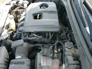 ✅ 2017 Hyundai Elantra Limited • VIN: 5NPD84LF1HH080148 • Lot: 43125831. Listed on IAAI with 97,171 mi. Free auction sales archive from the USA and detailed vehicle history report at DreamBid. Image 19.