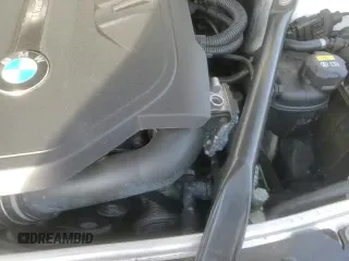 ✅ 2018 BMW 5 Series 540i • VIN: WBAJE5C59JWA93271 • Lot: 91689975. Wystawiony na Copart z przebiegiem 96 847 mil. Bezpłatny archiwum sprzedaży aukcyjnych z USA i szczegółowy raport historii pojazdu na DreamBid. Zdjęcie 13.