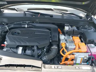 2024 Hyundai Sonata SEL z VIN KMHL34JJ5RA097329, wystawiony jako IAAI lot #42344446 z przebiegiem 17 690 mil mil oraz . Historia ofert i sprzedaży dostępna na DreamBid. Obrazek 18.