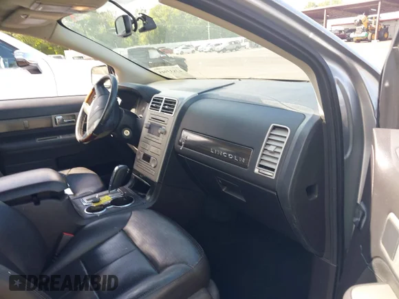 ✅ 2007 Lincoln MKX • VIN: 2LMDU88C77BJ21801 • Lot: 42833945. Listed on IAAI with 205,465 mi. Free auction sales archive from the USA and detailed vehicle history report at DreamBid. Image 5.