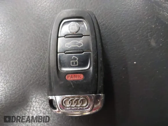 ✅ 2010 Audi A4 Premium • VIN: WAUSFAFL8AA037109 • Lot: 42221942. Wystawiony na IAAI z przebiegiem 177 019 mil. Bezpłatny archiwum sprzedaży aukcyjnych z USA i szczegółowy raport historii pojazdu na DreamBid. Zdjęcie 11.