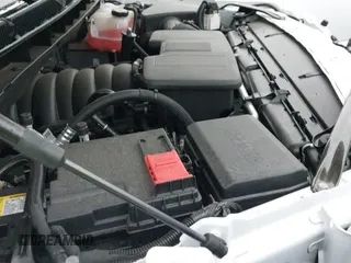 ✅ 2024 GMC Yukon SLE • VIN: 1GKS1AKD4RR121655 • Lot: 41532210. Wystawiony na IAAI z przebiegiem 9 551 mil. Bezpłatny archiwum sprzedaży aukcyjnych z USA i szczegółowy raport historii pojazdu na DreamBid. Zdjęcie 20.