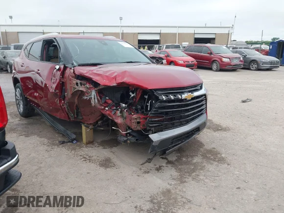 ✅ 2022 Chevrolet Blazer Premier • VIN: 3GNKBFRS7NS184791 • Lot: 44925606. Wystawiony na IAAI z przebiegiem 31 774 mil. Bezpłatny archiwum sprzedaży aukcyjnych z USA i szczegółowy raport historii pojazdu na DreamBid. Zdjęcie 1.