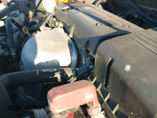 ✅ 2005 Toyota Camry SE • VIN: 4T1BE32KX5U523368 • Lot: 43473193. Wystawiony na IAAI z przebiegiem 174 450 mil. Bezpłatny archiwum sprzedaży aukcyjnych z USA i szczegółowy raport historii pojazdu na DreamBid. Zdjęcie 19.