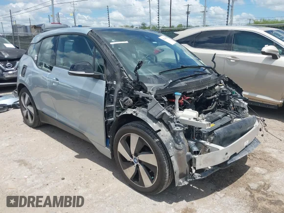 ✅ 2017 BMW i3 • VIN: WBY1Z8C37HV892095 • Lot: 45346758. Wystawiony na IAAI z przebiegiem 138 298 mil. Bezpłatny archiwum sprzedaży aukcyjnych z USA i szczegółowy raport historii pojazdu na DreamBid. Zdjęcie 1.