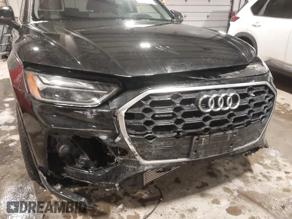 ✅ 2022 Audi Q5 S line Premium • VIN: WA1GAAFY4N2066376 • Lot: 43861609. Wystawiony na IAAI z przebiegiem 33 357 mil. Bezpłatny archiwum sprzedaży aukcyjnych z USA i szczegółowy raport historii pojazdu na DreamBid. Zdjęcie 6.