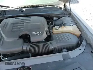 ✅ 2019 Dodge Challenger SXT • VIN: 2C3CDZAG1KH547167 • Lot: 70140865. Listed on Copart with 122,021 mi. Free auction sales archive from the USA and detailed vehicle history report at DreamBid. Image 14.