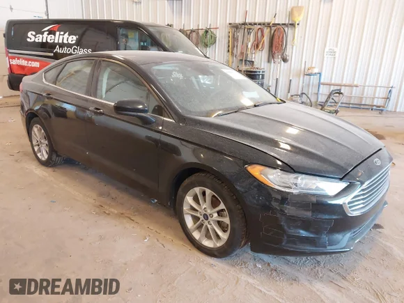 ✅ 2020 Ford Fusion SE • VIN: 3FA6P0HD3LR256060 • Лот: 45062775. Опубліковано раніше на IAAI з пробігом 126 945 миль. Безкоштовний доступ до архіву аукціонних продажів зі США та докладний звіт про історію автомобіля на DreamBid. Зображення 1.