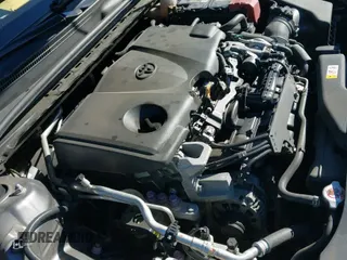 ✅ 2018 Toyota Camry SE • VIN: 4T1B11HK8JU132382 • Lot: 43631682. Listed on IAAI with 195,504 mi. Free auction sales archive from the USA and detailed vehicle history report at DreamBid. Image 19.