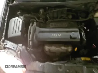 2005 Chevrolet Aveo LS z VIN KL1TD52695B497004, wystawiony jako Copart lot #85917574 z przebiegiem 96 990 mil mil oraz Szkoda całkowita • Salvage title. Historia ofert i sprzedaży dostępna na DreamBid. Obrazek 13.