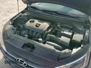 2020 Hyundai Elantra SEL z VIN 5NPD84LF8LH543055, wystawiony jako Copart lot #59873625 z przebiegiem 135 418 mil mil oraz Szkoda całkowita • Salvage title. Historia ofert i sprzedaży dostępna na DreamBid. Obrazek 13.