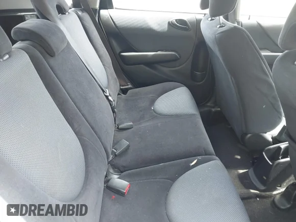 ✅ 2007 Honda Fit Sport • VIN: JHMGD37607S054121 • Lot: 45186191. Listed on IAAI with 253,350 mi. Free auction sales archive from the USA and detailed vehicle history report at DreamBid. Image 8.