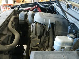 ✅ 2009 Chevrolet Suburban 1LT • VIN: 1GNFK26319R272557 • Lot: 42138238. Wystawiony na IAAI z przebiegiem 223 599 mil. Bezpłatny archiwum sprzedaży aukcyjnych z USA i szczegółowy raport historii pojazdu na DreamBid. Zdjęcie 21.