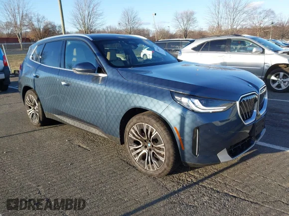 ✅ 2025 BMW X3 30 xDrive • VIN: 5UX53GP08S9040027 • Lot: 43882301. Listed on IAAI with 3,522 mi. Free auction sales archive from the USA and detailed vehicle history report at DreamBid. Image 1.