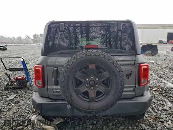 ✅ 2025 Ford Bronco Big Bend • VIN: 1FMDE7BH3SLB15994 • Лот: 94417555. Опубліковано раніше на Copart з пробігом 1 518 миль. Безкоштовний доступ до архіву аукціонних продажів зі США та докладний звіт про історію автомобіля на DreamBid. Зображення 6.