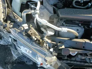 ✅ 2020 Nissan Rogue SV • VIN: JN8AT2MV8LW117750 • Lot: 90640815. Wystawiony na Copart z przebiegiem 81 830 mil. Bezpłatny archiwum sprzedaży aukcyjnych z USA i szczegółowy raport historii pojazdu na DreamBid. Zdjęcie 16.