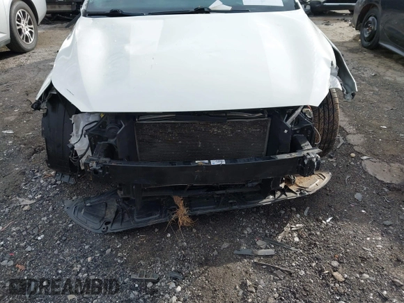 ✅ 2020 Kia Forte LXS • VIN: 3KPF24AD6LE153488 • Lot: 44030294. Wystawiony na IAAI z przebiegiem 161 780 mil. Bezpłatny archiwum sprzedaży aukcyjnych z USA i szczegółowy raport historii pojazdu na DreamBid. Zdjęcie 6.