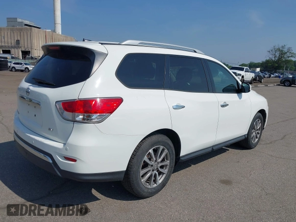 ✅ 2015 Nissan Pathfinder S • VIN: 5N1AR2MN2FC686217 • Lot: 42491000. Wystawiony na IAAI z przebiegiem 144 092 mil. Bezpłatny archiwum sprzedaży aukcyjnych z USA i szczegółowy raport historii pojazdu na DreamBid. Zdjęcie 4.